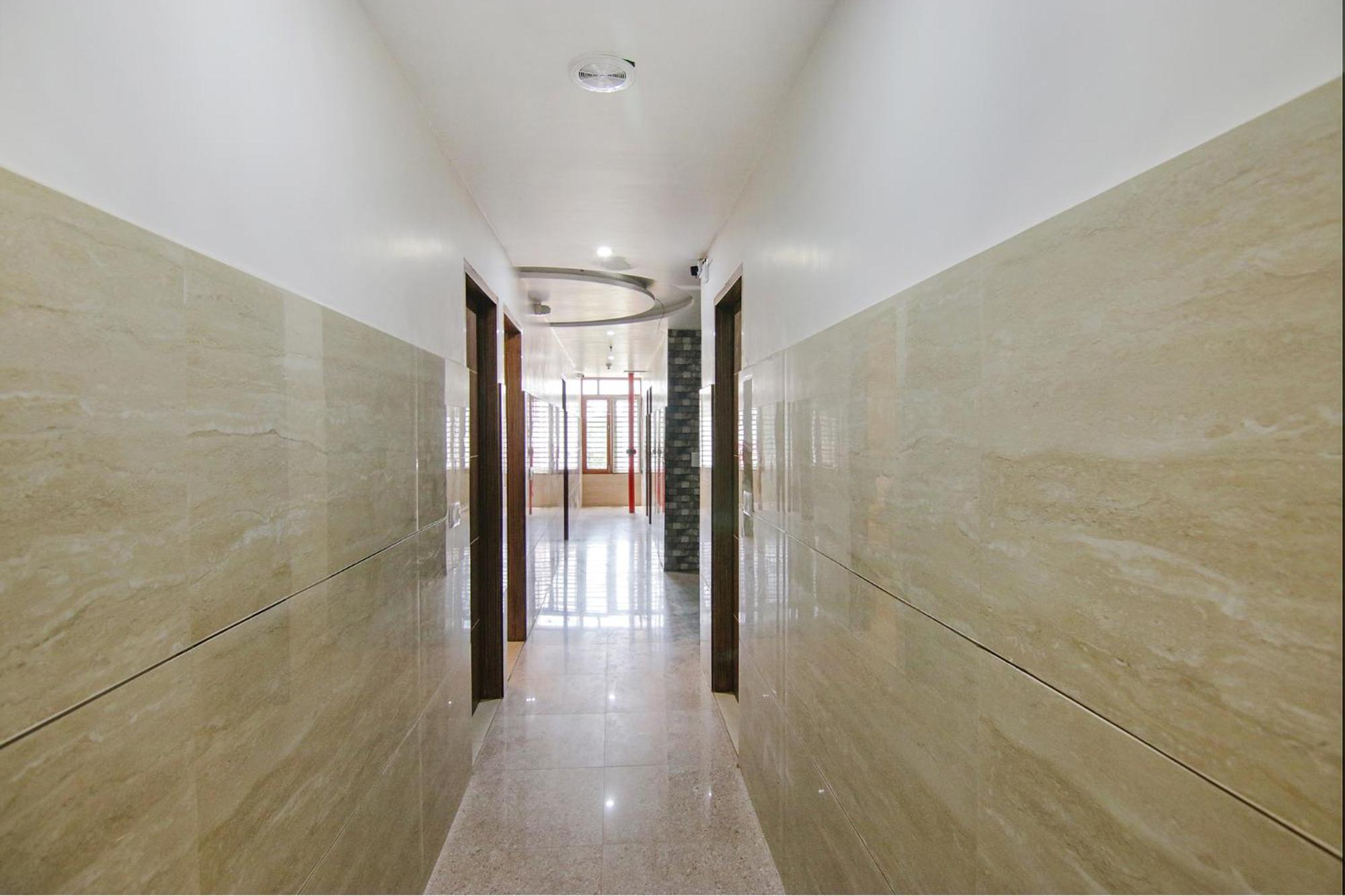 Fabhotel Meridian Inn Mohali 외부 사진