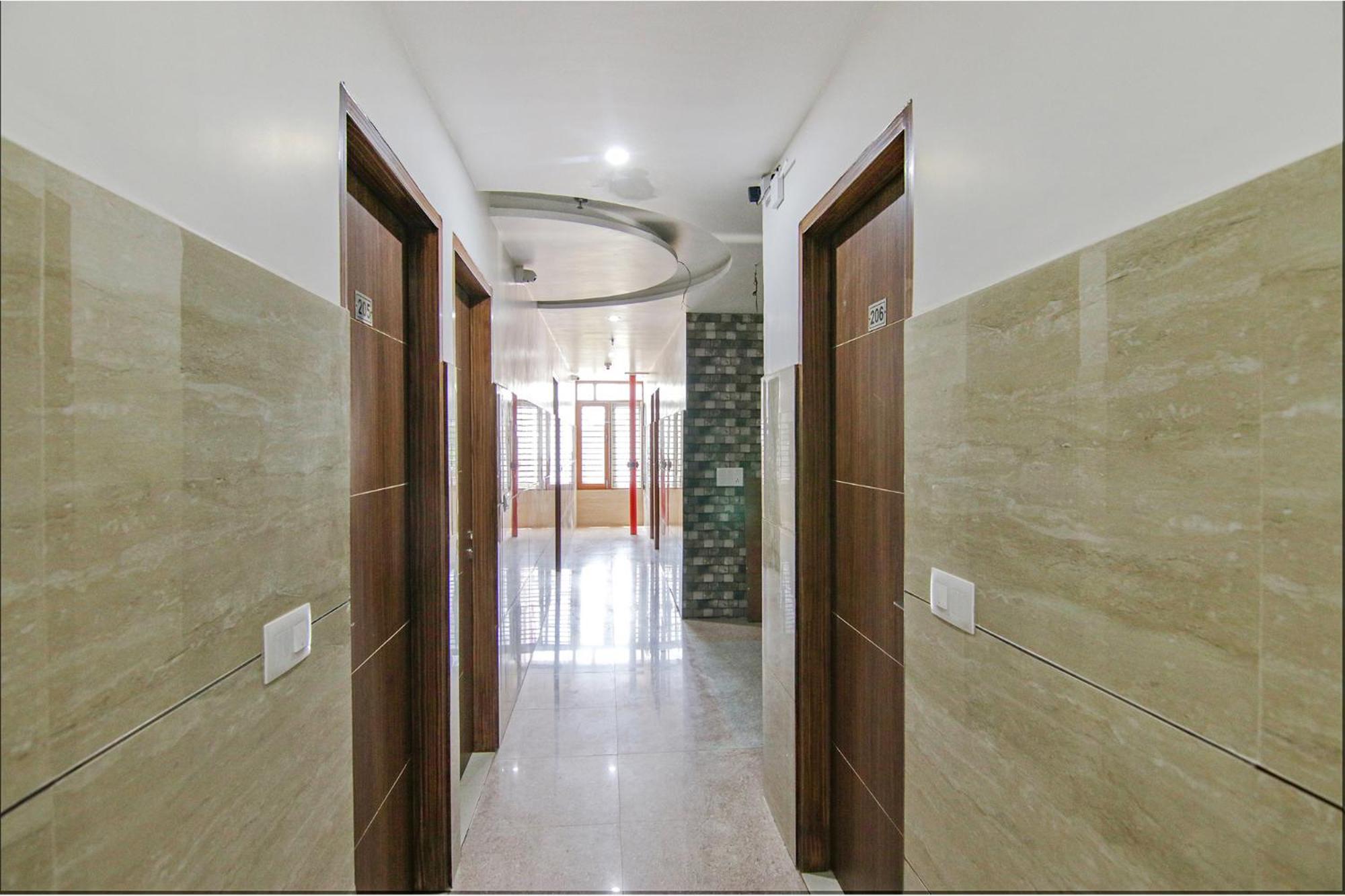 Fabhotel Meridian Inn Mohali 외부 사진