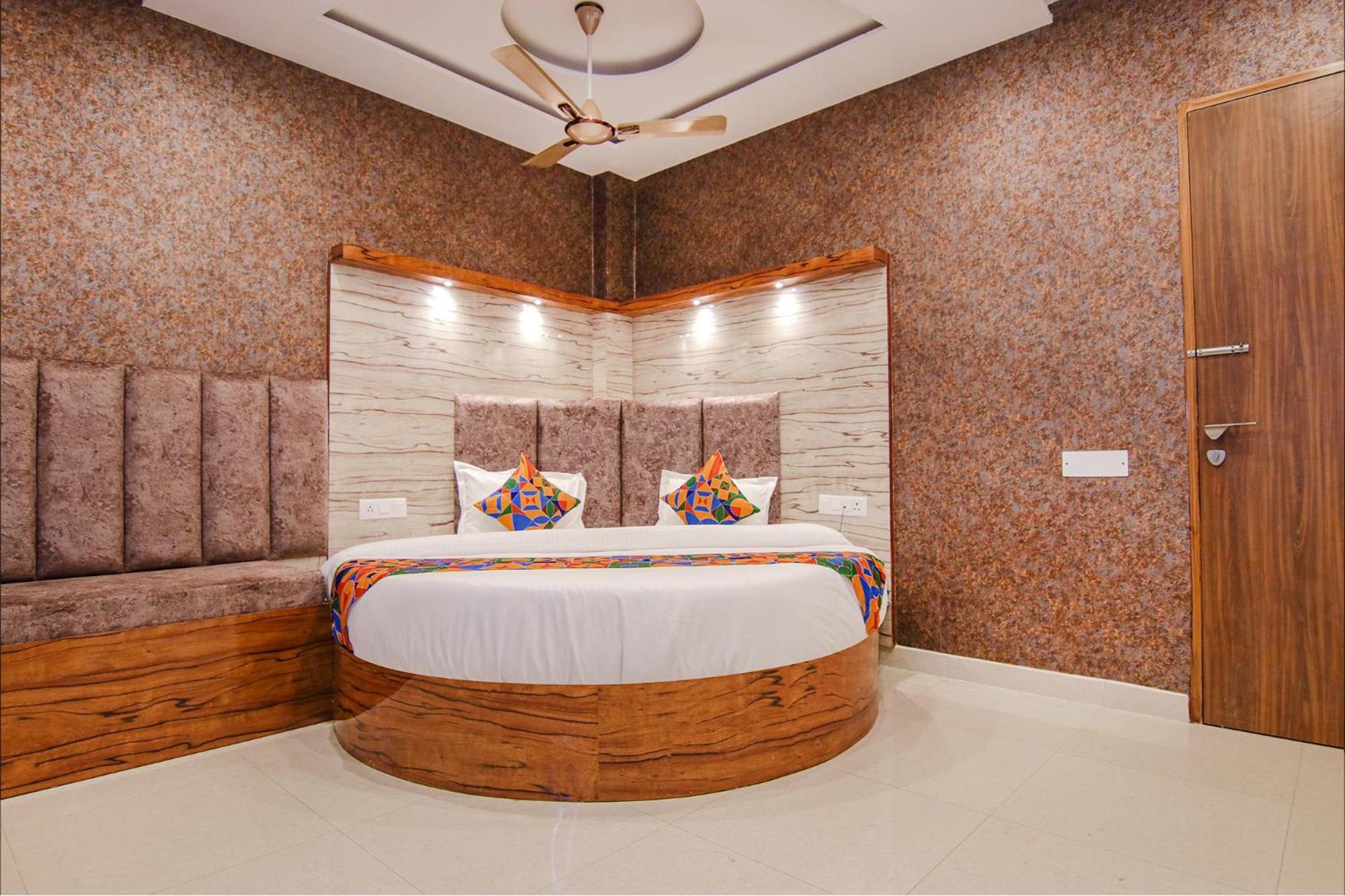 Fabhotel Meridian Inn Mohali 외부 사진
